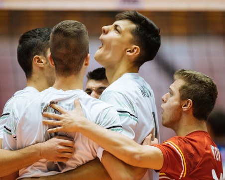 Феноменален успех за българския спорт! Волейболните национали до 19 години ще играят финал на Световното