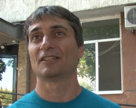 Лекари от Пловдив отказаха ваксина срещу COVID-19 на 12-годишно дете