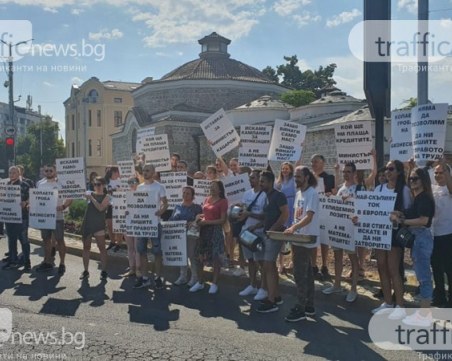 Заведенията отново излизат на голям протест в Пловдив