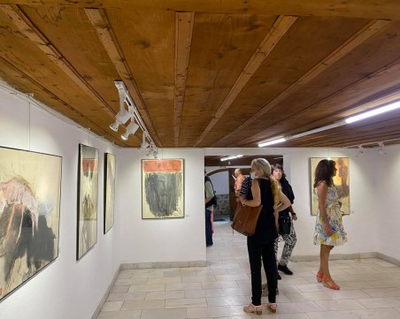 На Националните есенни изложби: Художници създават прагове между пространства и емоции