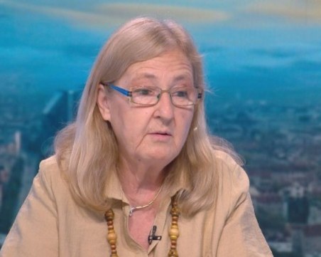 Проф. Кожухарова: Над 90% от приетите в болница не са ваксинирани