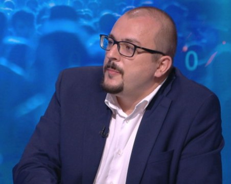 Зам.-здравният министър: Ваксинирайте се, за да не затваряме