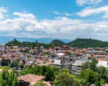 Само в Пловдив, Кърджали и София - населението се е увеличило за 10 години