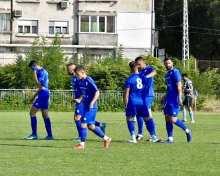 Спартак с разгром над Войсил