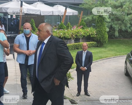 Борисов към Зико и съветниците: Не им позволявайте да затварят бизнеси в Пловдив, без да са обезпечени с пари