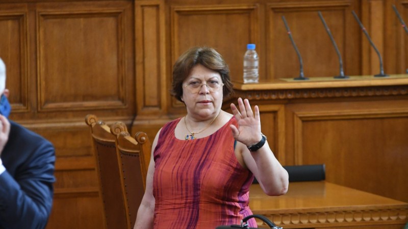 Татяна Дончева: Целите на Слави Трифонов са да бъда отстранена от политическия живот