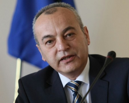 Гълъб Донев: 140 000 служители ще бъдат обхванати от мерките в подкрепа на бизнеса
