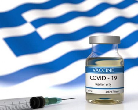 Гръцки шеф на болница отказа да се ваксинира и подаде оставка