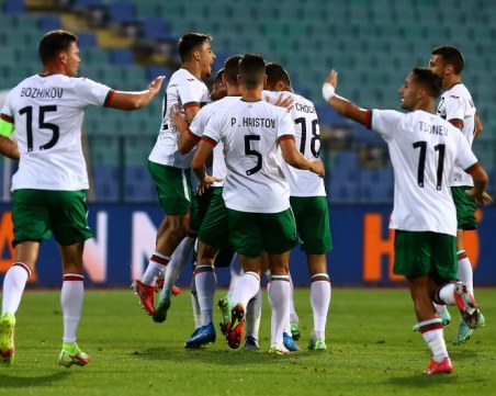 Пет години по-късно футболните национали отново вкара четири гола в един мач