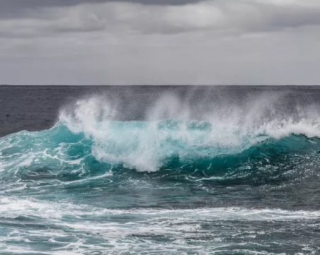Прекратиха издирването на момичето, изчезнало на плаж 