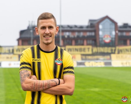 Ботев официално представи Петър Вуцов