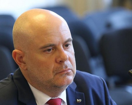 Гешев: Не ме канете, щом забранявате на съдебната власт да говори