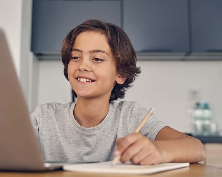 Образованието ръка за ръка с новите технологии