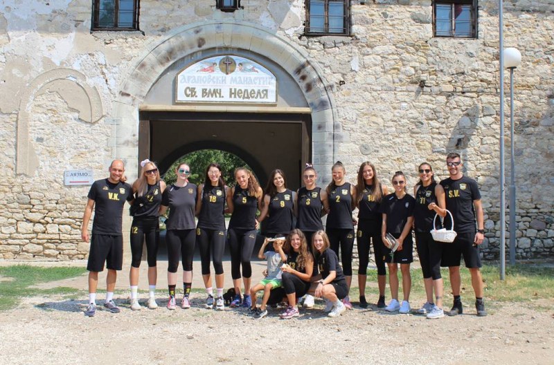 Волейболистките на Марица заминаха за участие на турнир в Турция