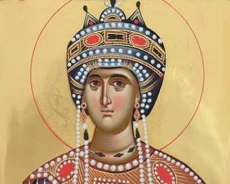 Теодора и Теодор имат повод да почерпят днес