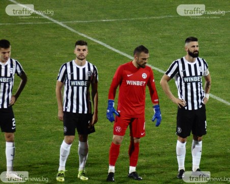 Димитър Илиев: Искам съдията да излезе и да каже защо не свири дузпа