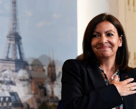 И кметът на Париж влиза в президентската битка във Франция