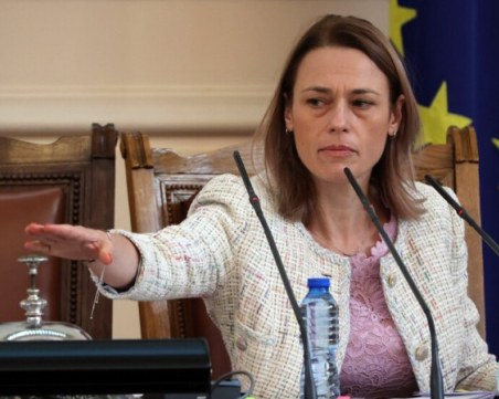 Ива Митева: Заплахата срещу мен има политически мотив