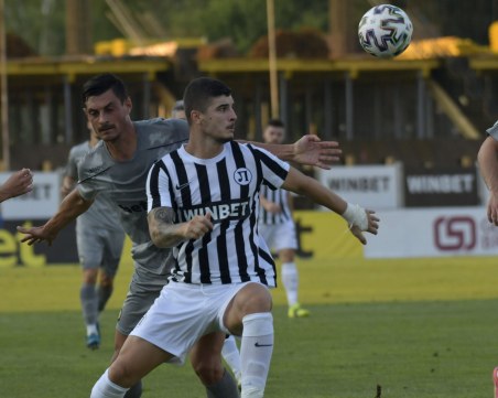 Съставите на Локо и Левски