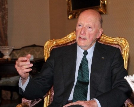 Симеон Сакскобургготски: Призовавам депутати да мислят първо за България