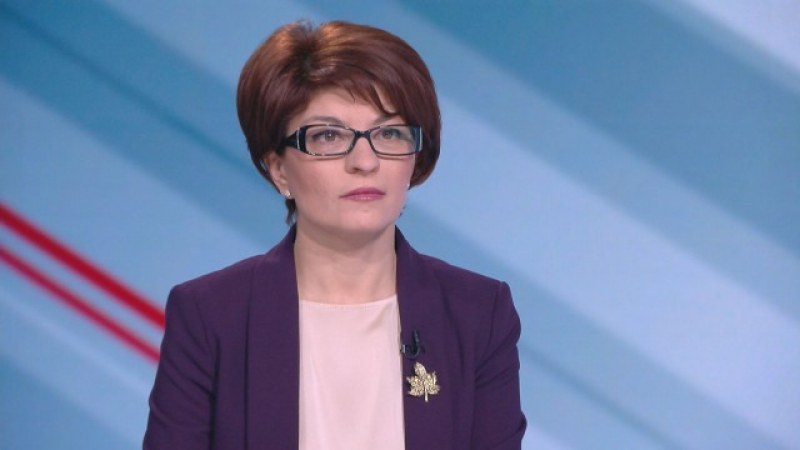 Десислава Атанасова: Служебното правителство е предизборен щаб на Румен Радев