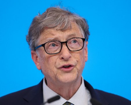 Бил Гейтс купи хотел с изглед към Кремъл