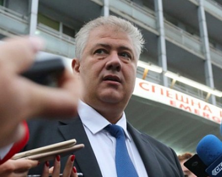 Министерството на здравеопазването не знаели за освобождаването на проф. Балтов