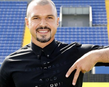 Валери Божинов ще подпише със Славия