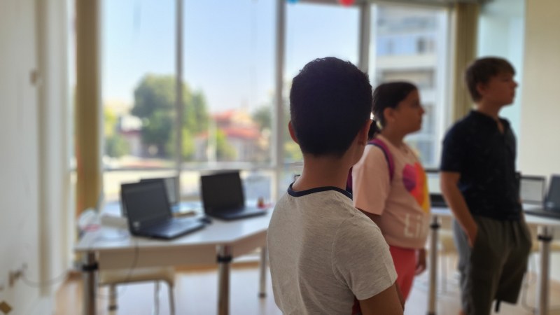 Как да станеш технологичен магьосник? Иновативен образователен център отвори врати в Пловдив