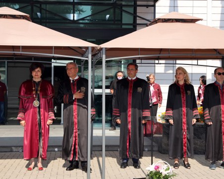 Нов учебен корпус откриха в Медицински университет-Пловдив СНИМКИ