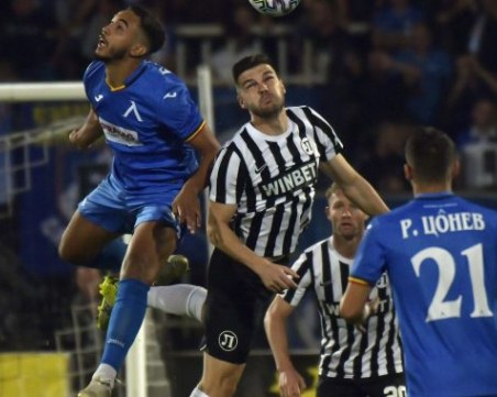 Локомотив с пореден опит да победи в първенството през този сезон