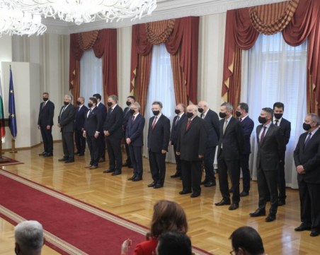 Списъкът с новите служебни министри е готов! Само трима са сменени