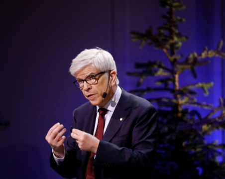 Нобеловият лауреат Пол Ромър осъди 