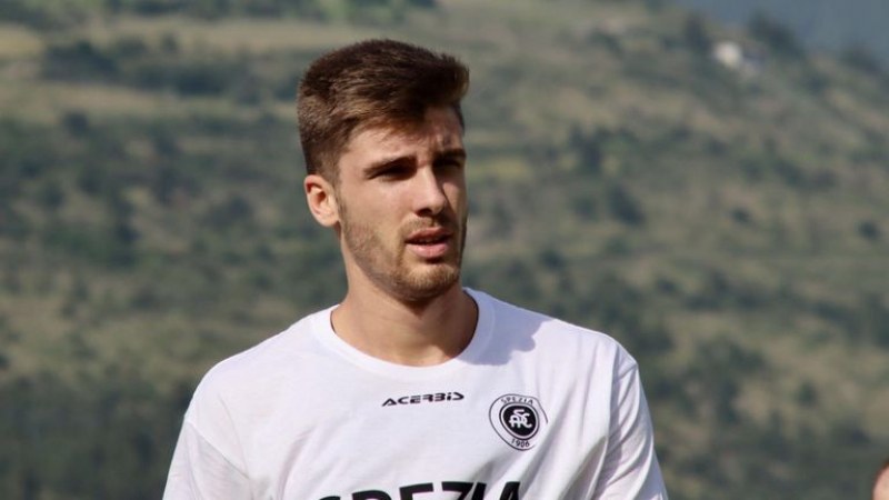 Само един български футболист играе в топ 5 първенствата през този сезон