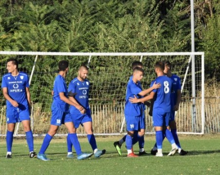 Спартак с нова класическа победа