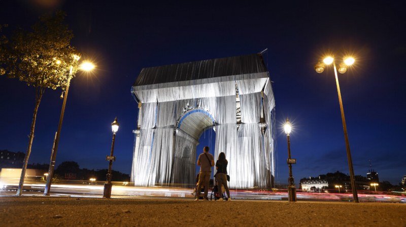 Откриват за посетители Триумфалната арка, близки на Кристо: Постоянно се усеща отсъствието му