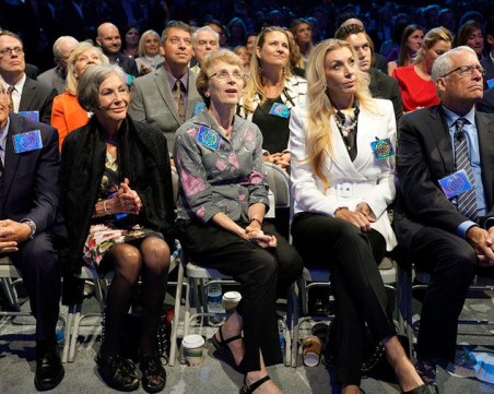 Богатите стават по-богати: 25-те най-заможни фамилии в света вдигнаха състоянието си с 22% за година