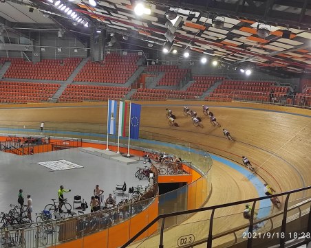 Българското колоездене чупи рекорди в зала 