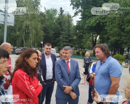 Клубовете и управата не се разбраха за график на басейн 