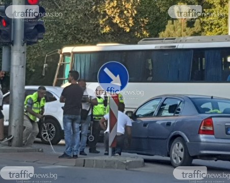 Кола помете пешеходец в Кършияка, пострадалият е в болница