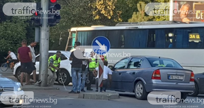 Кола помете пешеходец в Кършияка, пострадалият е в болница