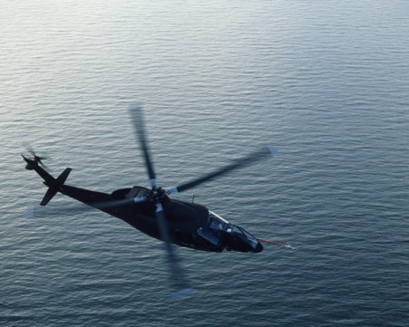 Мъж изчезна в морето край Каварна, издирват го с хеликоптер