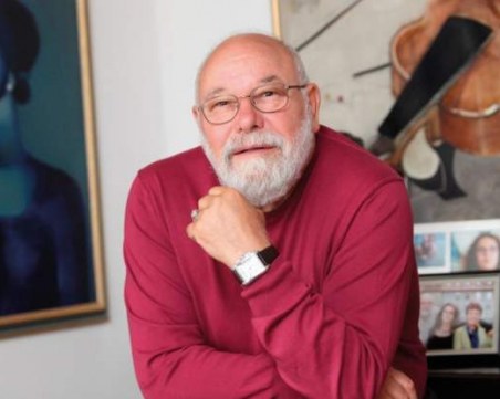 Владимир Зарев получи наградата за духовен принос на името на Иван Вазов