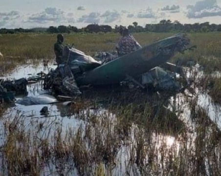 Тримата българи, загинали при катастрофа с хеликоптер в Кот д'Ивоар, били инструктори