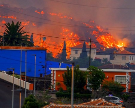 Вулканът на Канарските острови унищожи над 200 сгради, щетите са за близо 90 млн. евро