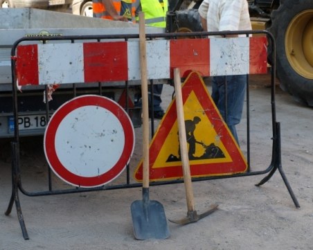 Жители на пазарджишко село се вдигат на протест заради спрян ремонт на път