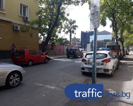 Катастрофа в центъра на Пловдив, има пострадал пътник