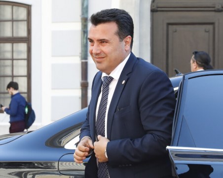 Заев с надежда: българското вето да се вдигне преди Коледа