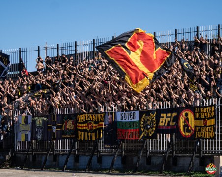 Ботев пусна билетите за мача с ЦСКА 1948