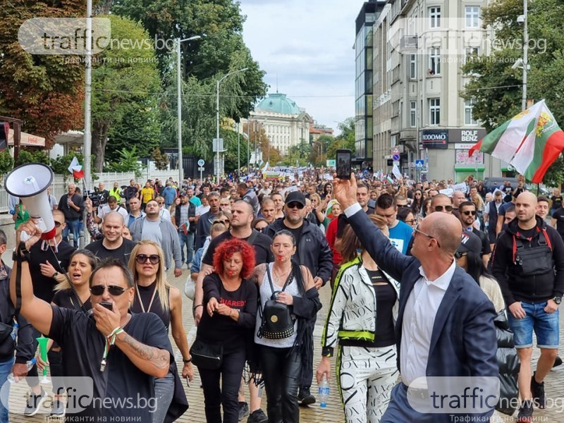 Бизнесът поиска преразглеждане на мярката 60:40, не работила при новите реалности